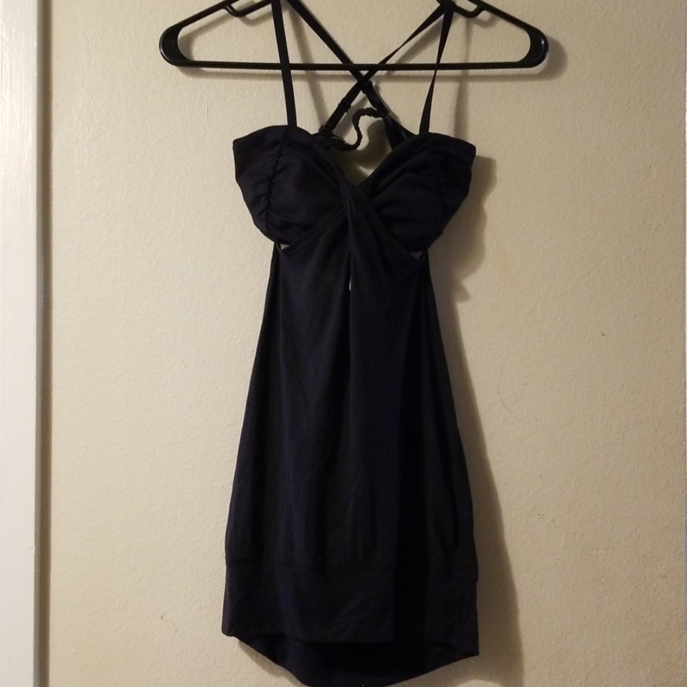 Lululemon hot but no tank - Picture 3 of 8